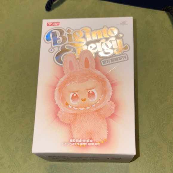Labubu Pop Mart Biginto Energy Plush - Picture 1 of 7